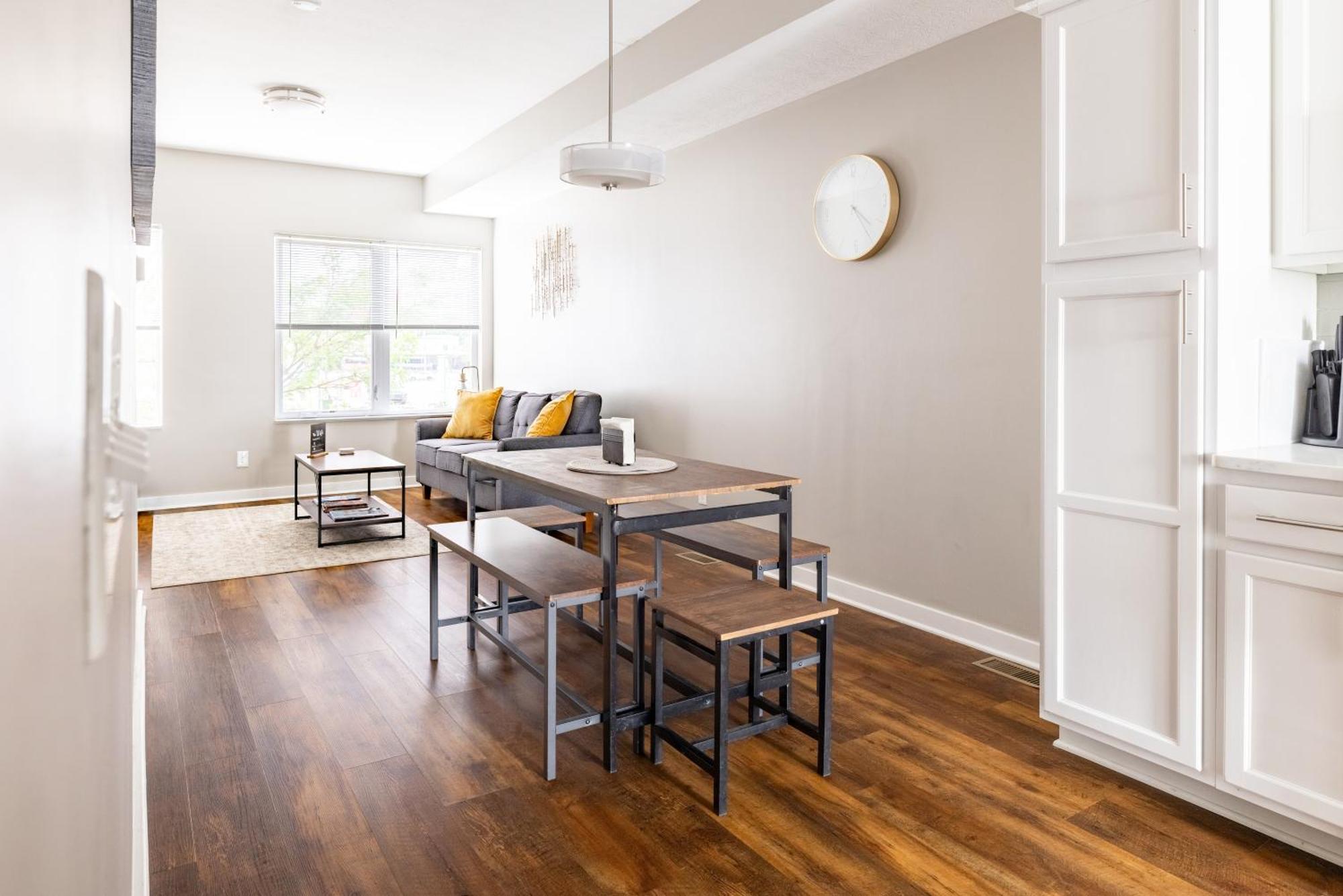 Luxury Downtown Townhome Unit 15 Cleveland Exteriör bild
