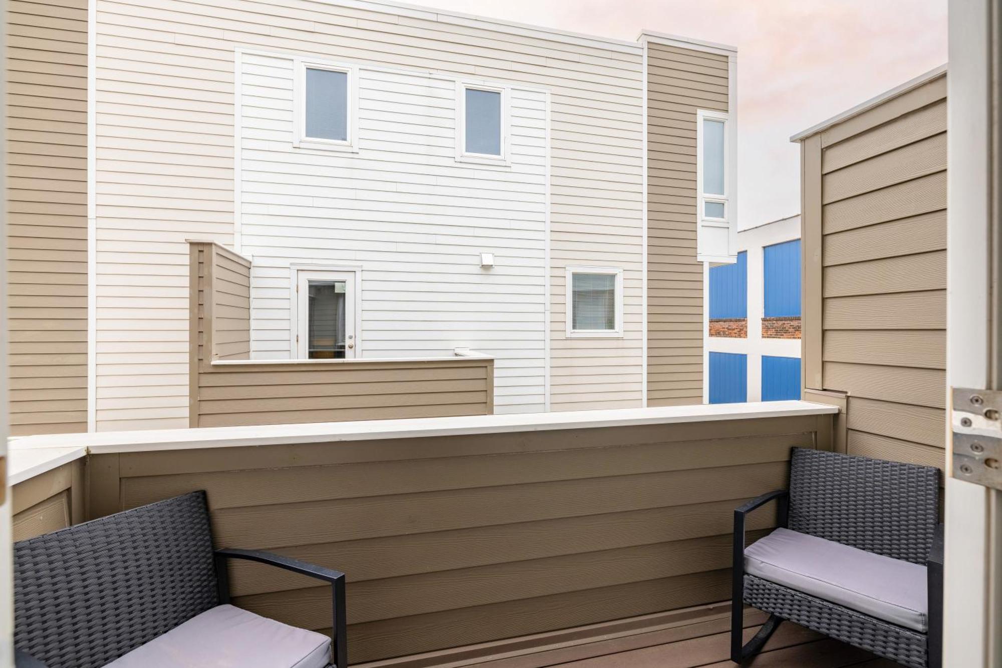 Luxury Downtown Townhome Unit 15 Cleveland Exteriör bild